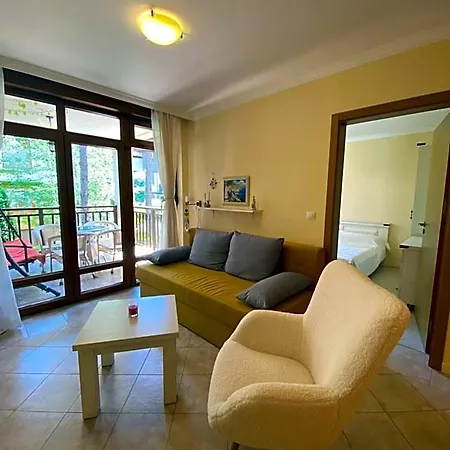 Summer Breeze Park Apartment, Santa Marina Village, Hotel Sozopol